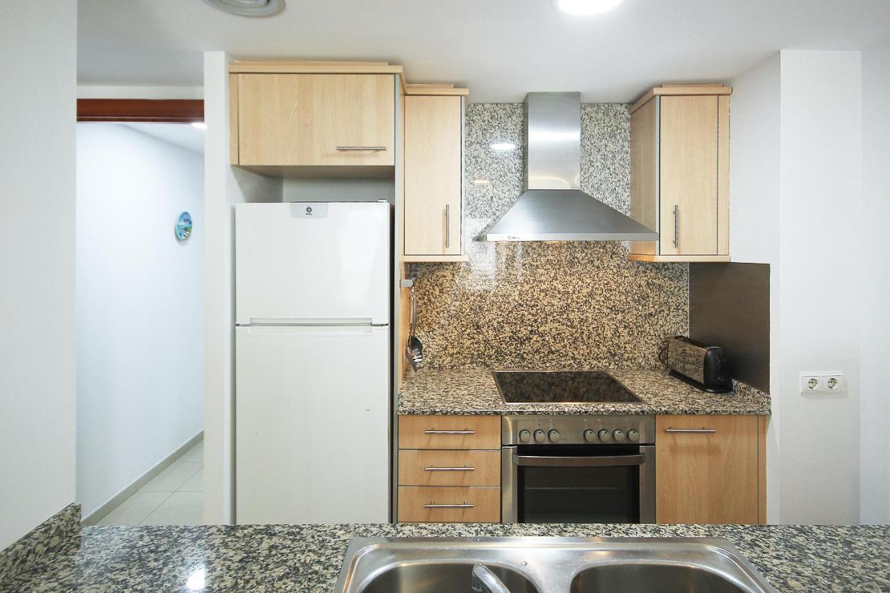 Apartment Mileni 2 2 1 1 - Barneda Premium Roses